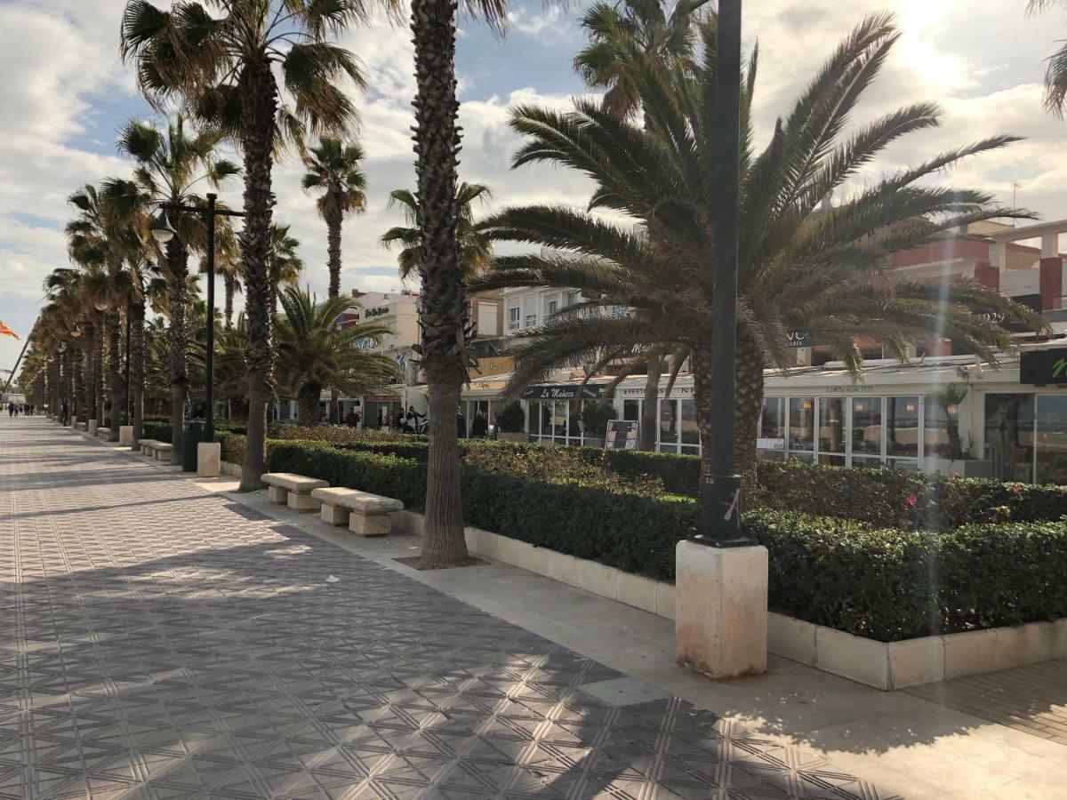 Beach-Arenas Apartment Valencia Exterior photo